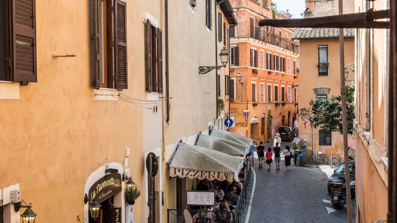 Rental In Rome Pelliccia Εξωτερικό φωτογραφία
